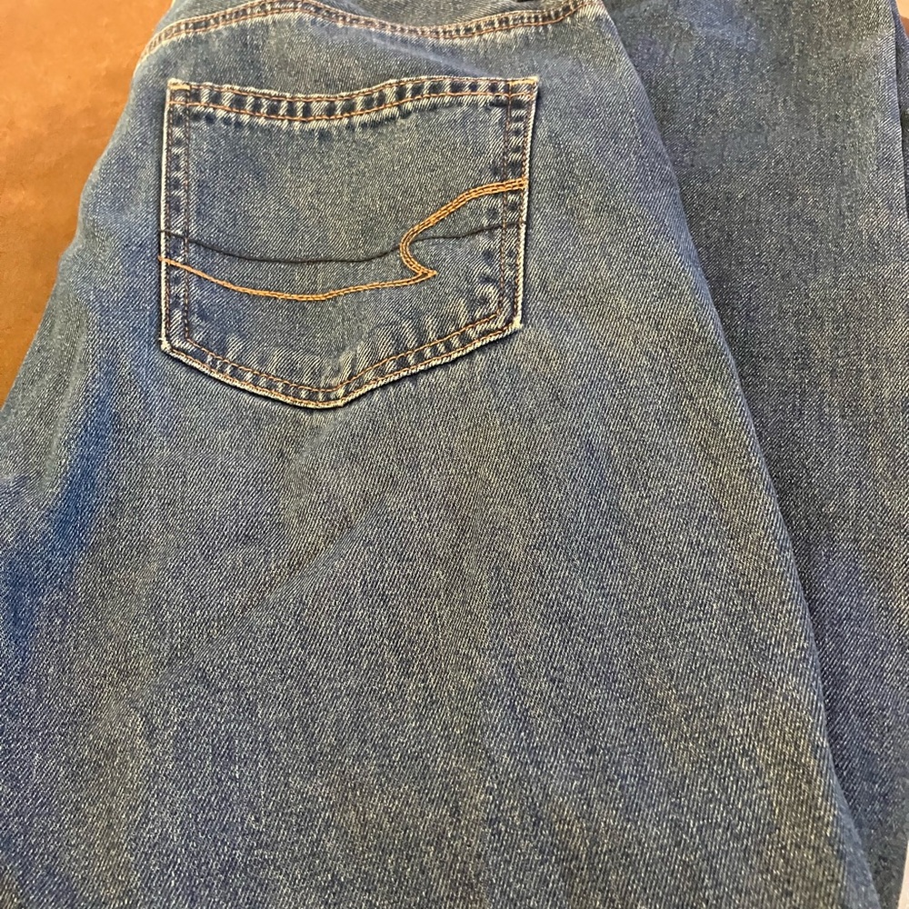 American Eagle Outfitters Relaxed Blue Jeans